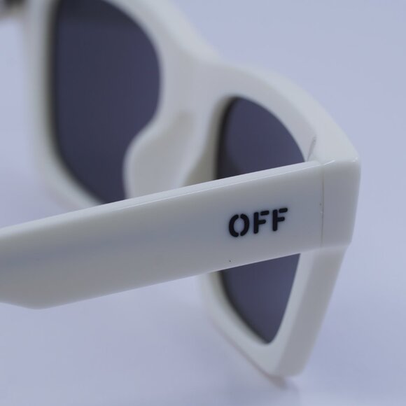 Off-White OERI13X VALDEZ 0107 Sunglasses White Square Frame, Dark Grey Lenses - Picture 9 of 10